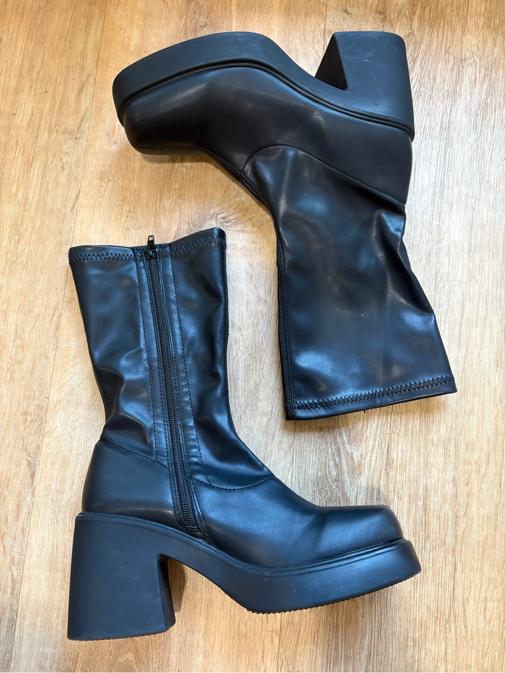 Olivia and Kate Platform boots